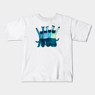 The four CUTE black cats celebrate being FREE and FREEDOM Kids T-Shirt